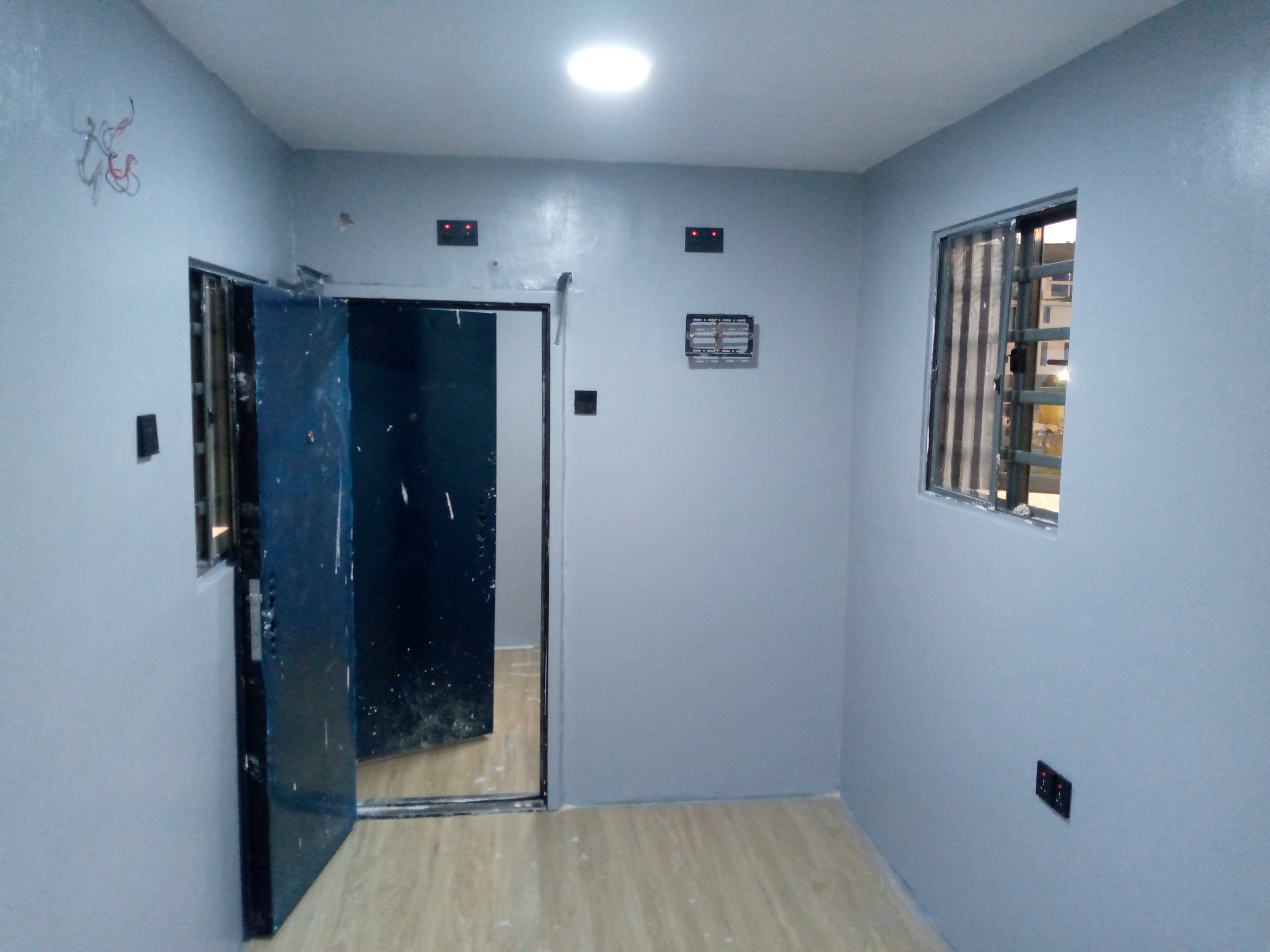Electrical engineering installation